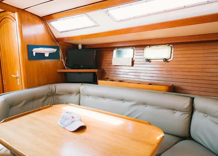 Úszó hotel Sleep In Boat *